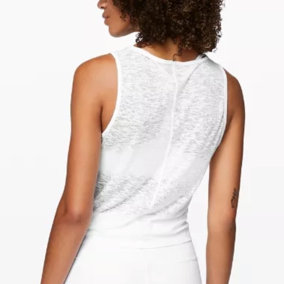Lululemon breeze through twist tank NWOT - Picture 3 of 6